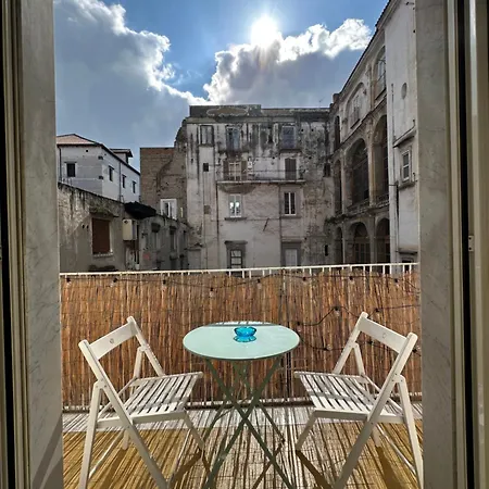 Le Del Nonno Luigi 4* Nápoles